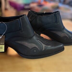 Roper Black Heeled Ankle Boots